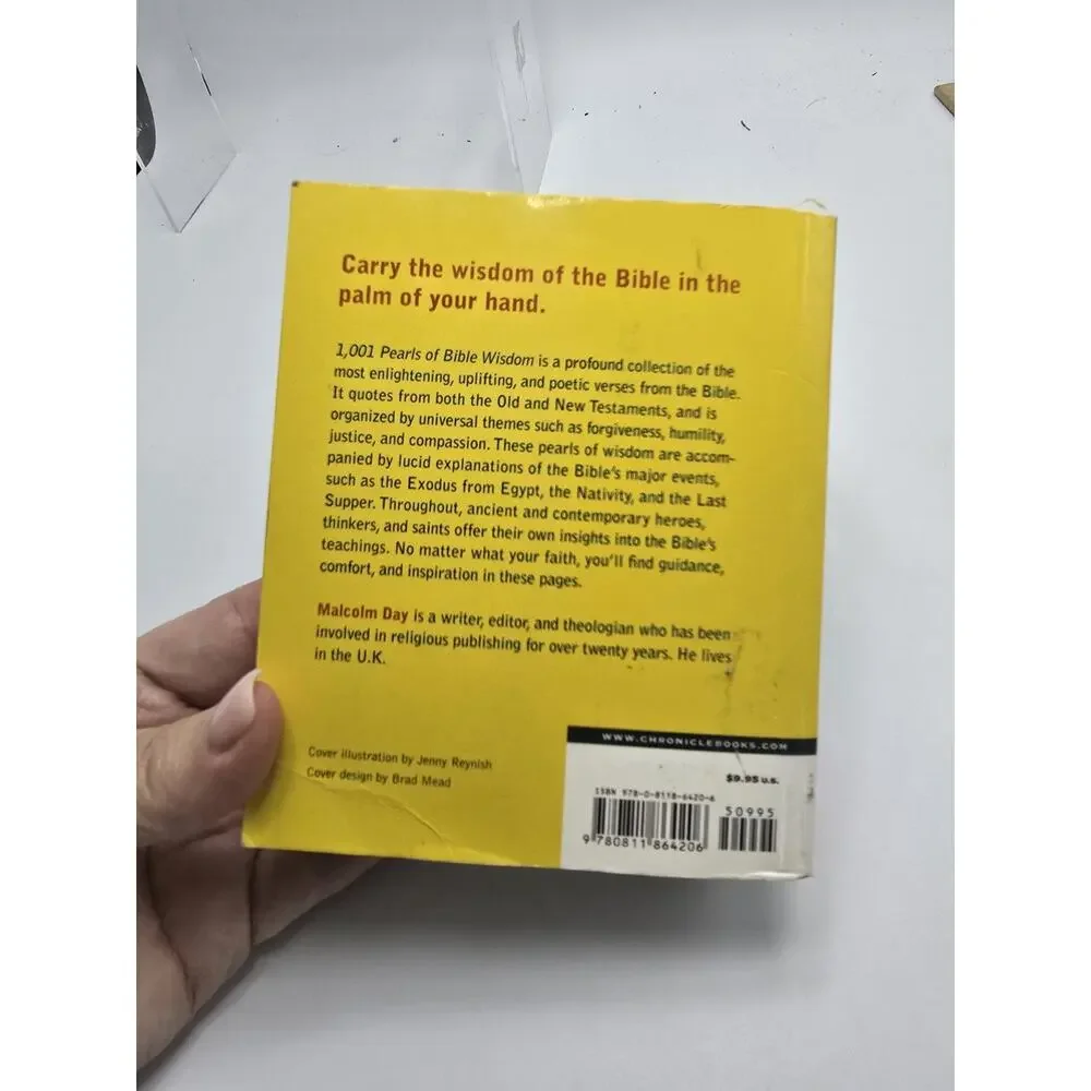 1,001 Pearls of Bible Wisdom Pocket Book By Malcom Day